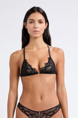 Bra triangular de encaje;${refinementColor}