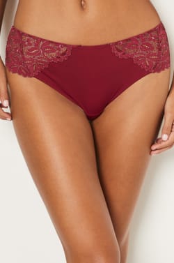 Lace Shorty;${refinementColor}