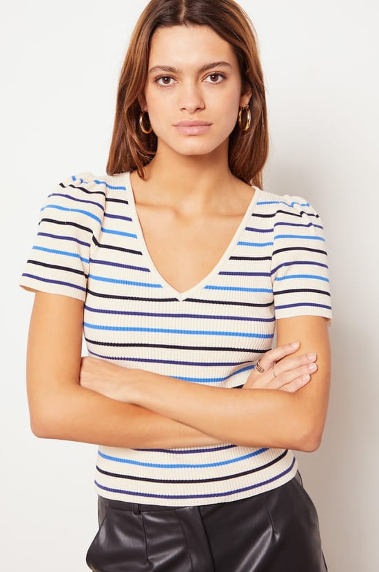 Striped Short-sleeved Puff Sweater;${refinementColor}