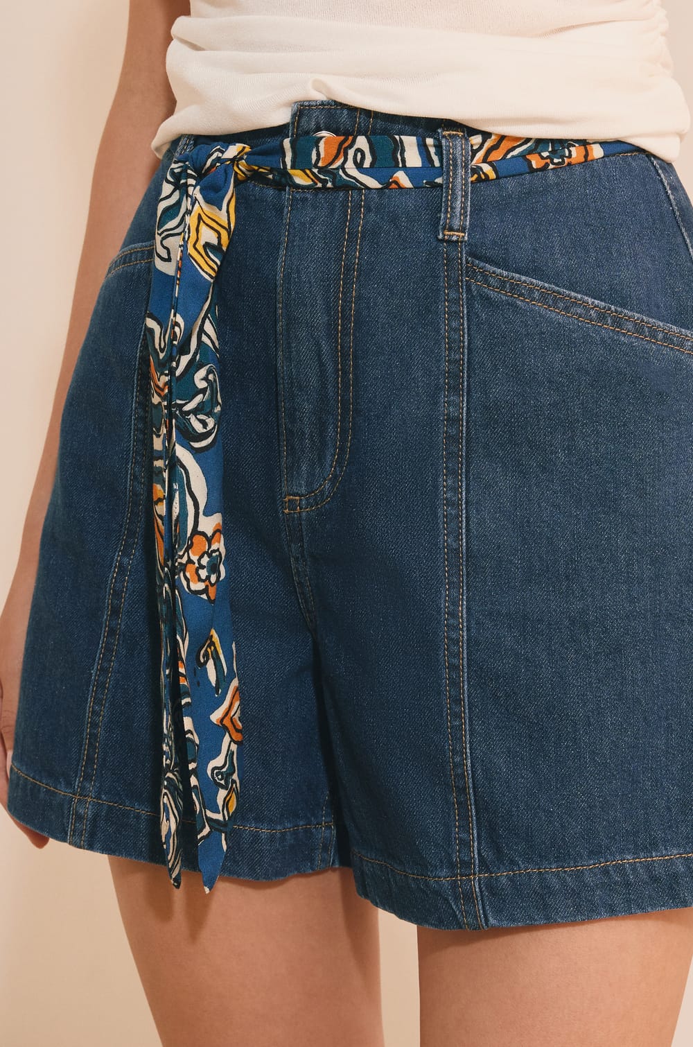 Pantal&oacute;n corto vaquero;${refinementColor}