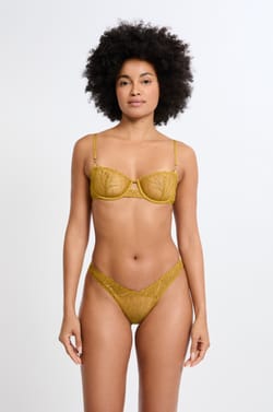 Tanga in Floral Embroidery;${refinementColor}