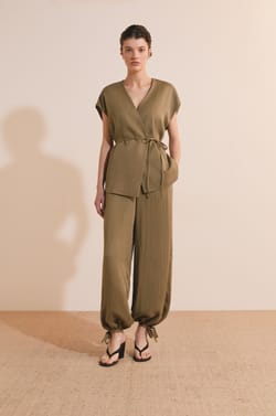 Baggy Trousers;${refinementColor}