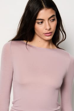 Long-sleeved T-shirt with boat neck and cashmere in thermal knit;${refinementColor}