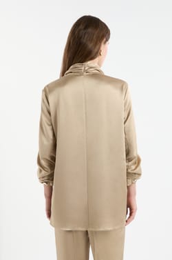 Veste manches longues en cr&ecirc;pe;${refinementColor}