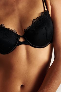 Soutien-gorge N.4 - Le coques fines en broderie;${refinementColor}