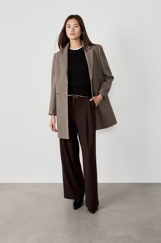 Short coat;${refinementColor}