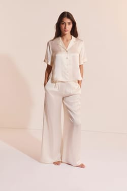 Korte mouw pyjama blouse van zijde;${refinementColor}