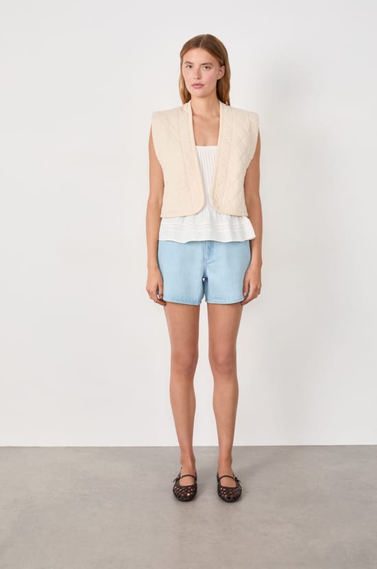 Sleeveless quilted cotton jacket;${refinementColor}