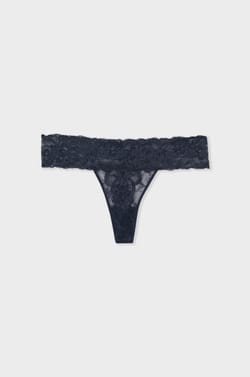 String aus Spitze;${refinementColor}