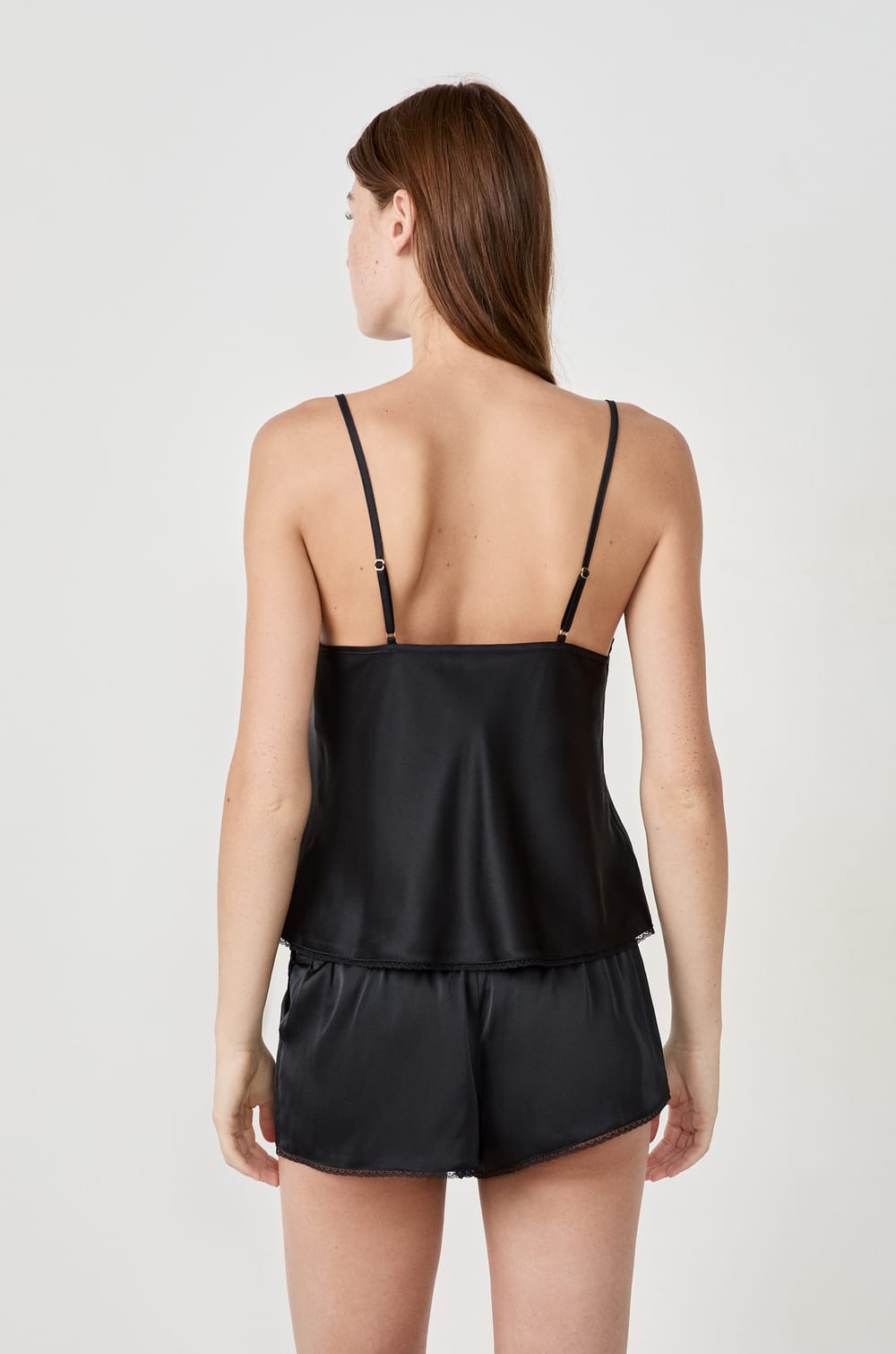 Top de tirantes satinado con detalles de encaje;${refinementColor}
