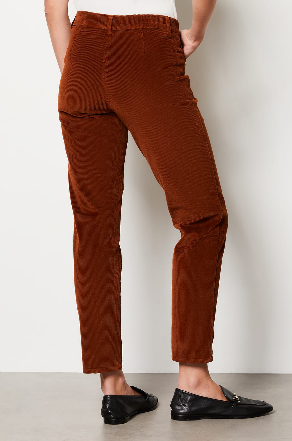 Ribbed Trousers;${refinementColor}