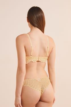 Soutien-gorge N.8 - Le triangle sans armatures en dentelle;${refinementColor}