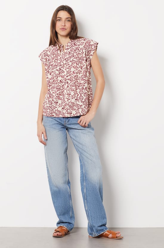 Floral Short-sleeved Shirt;${refinementColor}