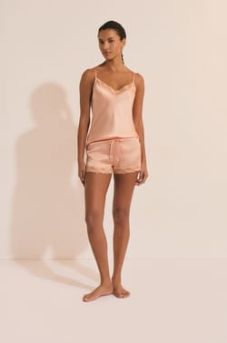 Caraco en soie d&eacute;tails dentelle;${refinementColor}