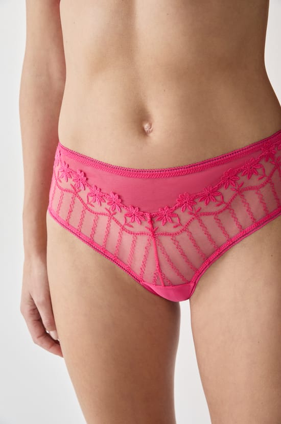 Hipster en tulle brodé;${refinementColor}
