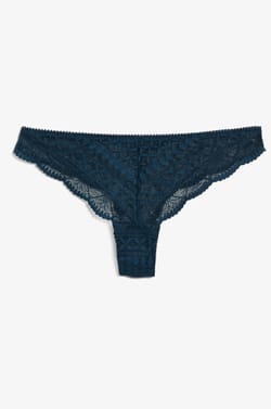 Tanga en dentelle;${refinementColor}