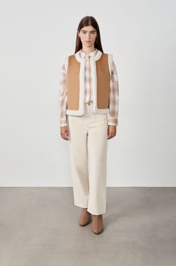 Gilet sans manches en fausse fourrure;${refinementColor}