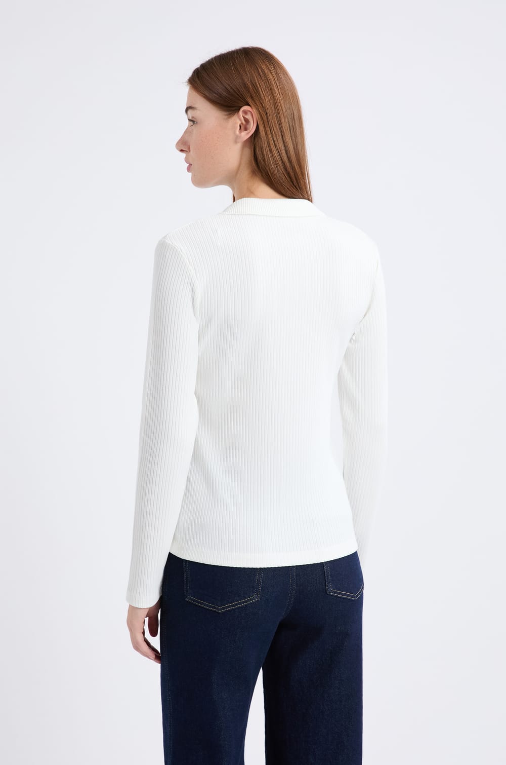 Long-sleeved V-neck T-shirt;${refinementColor}