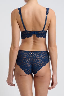 Lace Boyshort;${refinementColor}