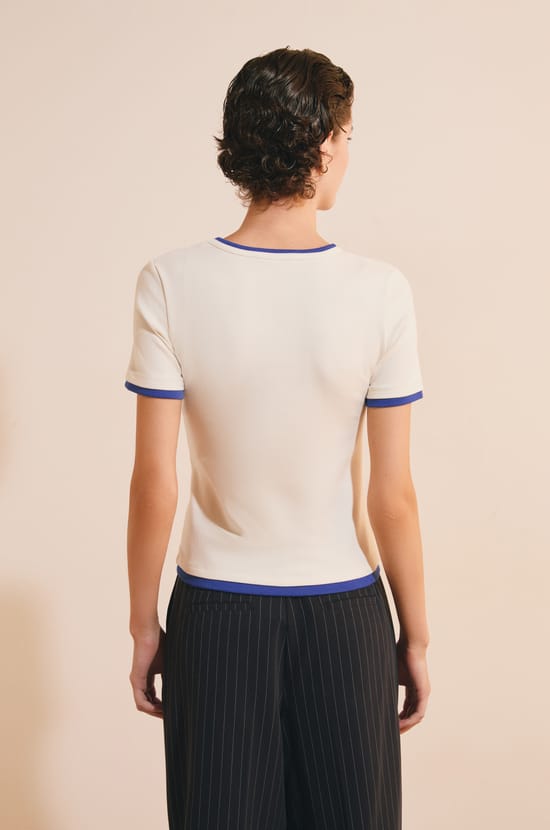 T-shirt &agrave; manches courtes col V en coton;${refinementColor}