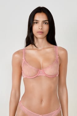 Soutien-gorge classique en dentelle;${refinementColor}