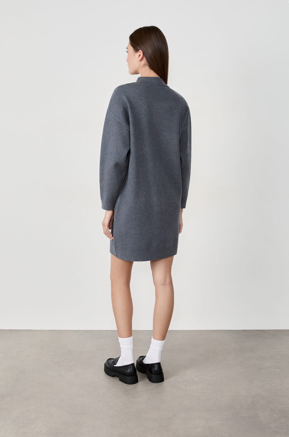 Robe pull;${refinementColor}