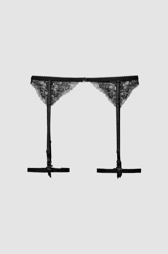 Lace Garter Belt;${refinementColor}