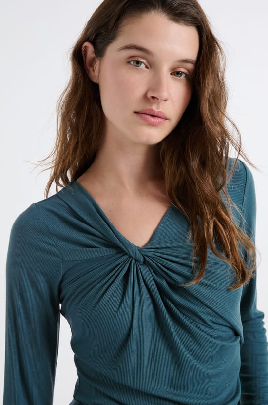 Tee-shirt effet drap&eacute; c&ocirc;tel&eacute;;${refinementColor}