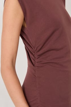 Long cotton dress;${refinementColor}