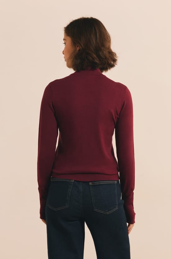 Pull en maille fine &agrave; manches mi-longues;${refinementColor}