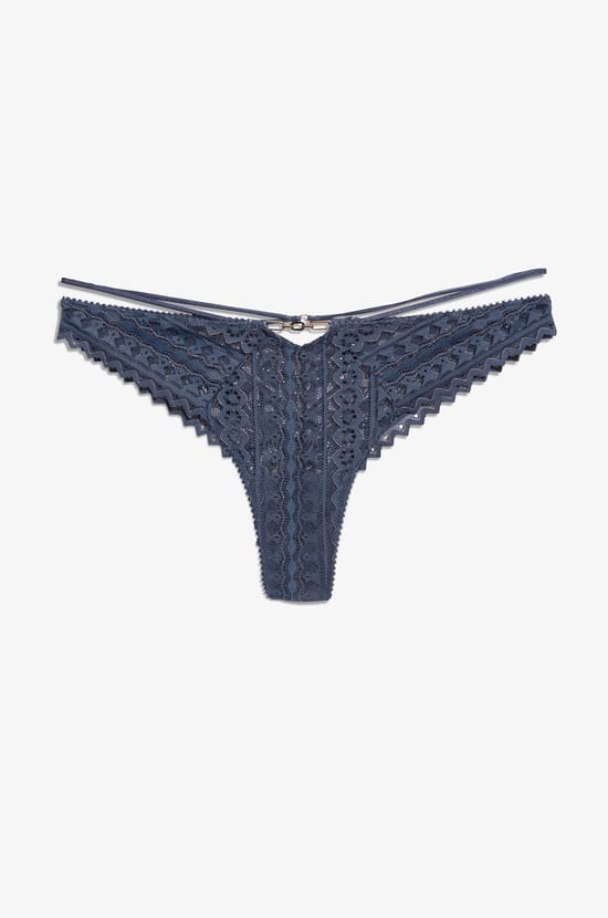 Tanga V-shape en dentelle;${refinementColor}