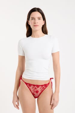Tie-side thong in embroidered tulle;${refinementColor}