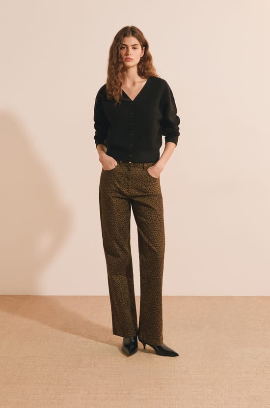 Cardigan col V;${refinementColor}