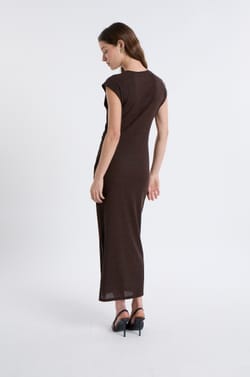 Robe longue fendue;${refinementColor}