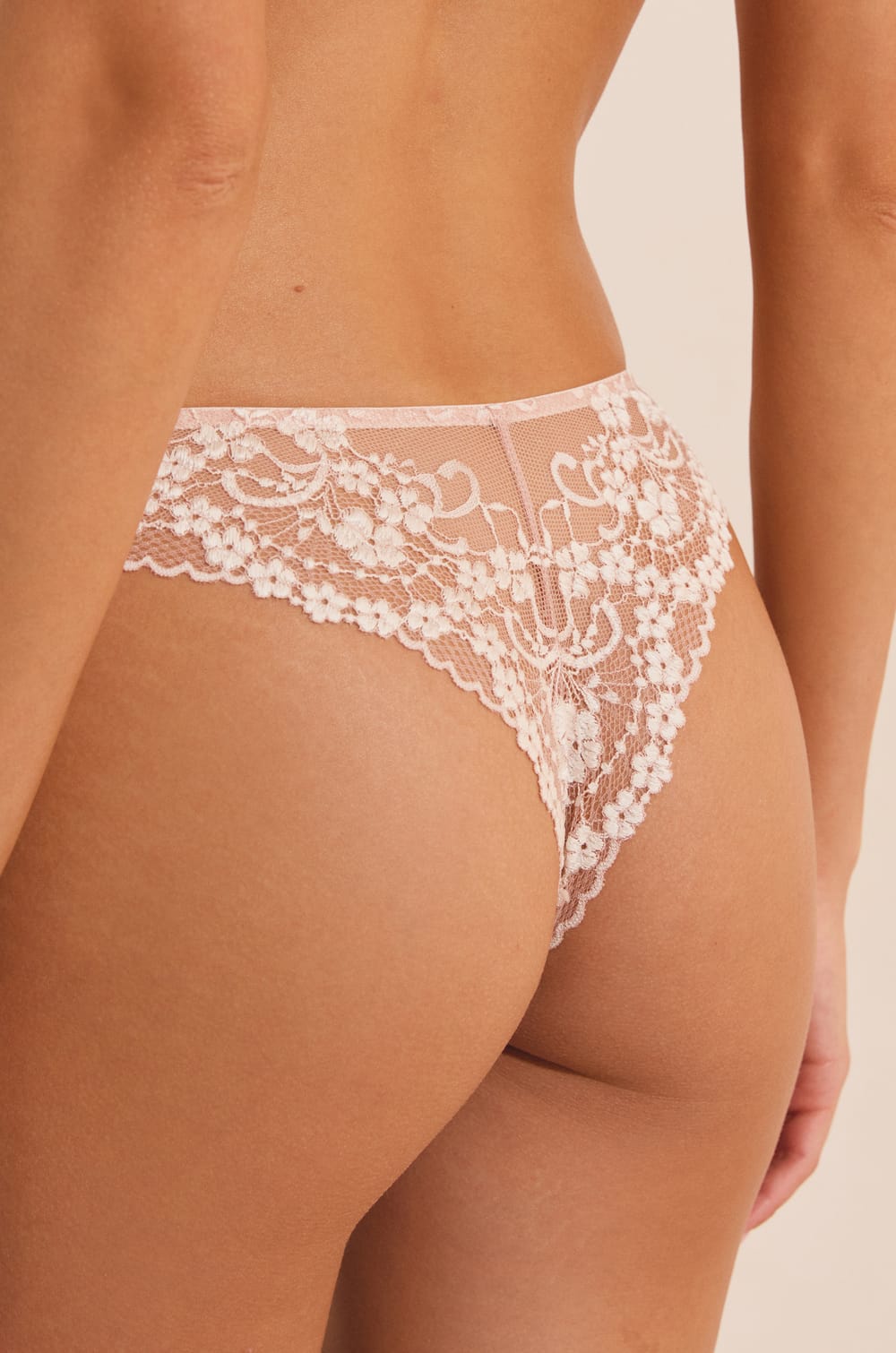 Lace Tanga;${refinementColor}
