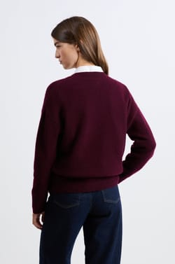 Pull col V en cachemire;${refinementColor}