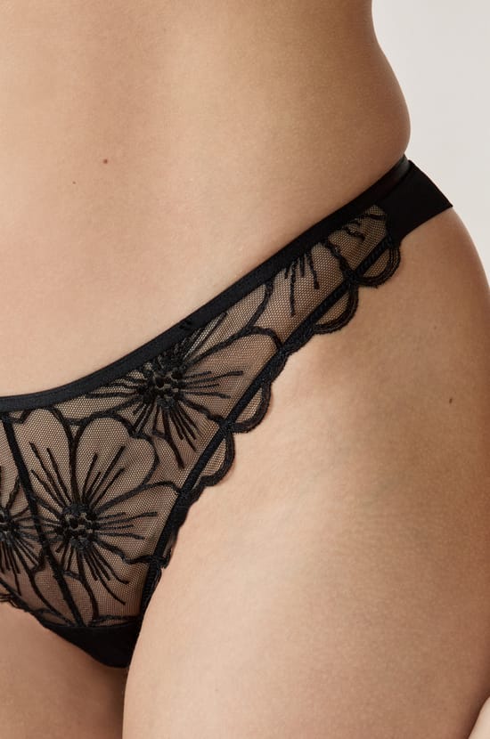 Embroidered Tanga;${refinementColor}
