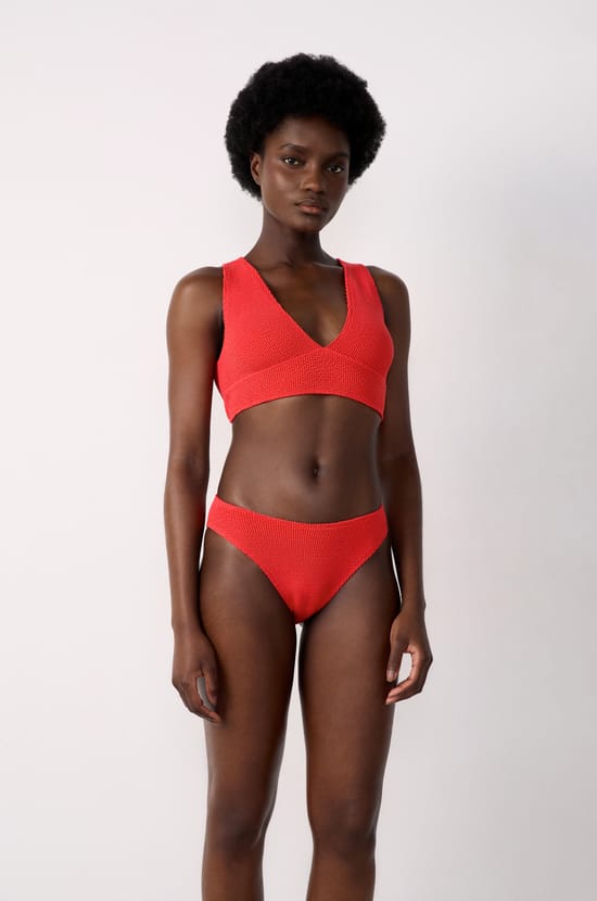 Bikini high leg en mati&egrave;re extensible bas de maillot;${refinementColor}