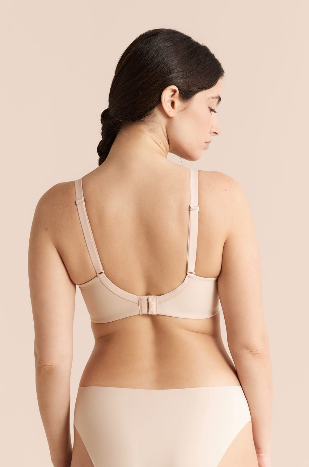 Balconette Bra Minimiser -1 Size Effect;${refinementColor}