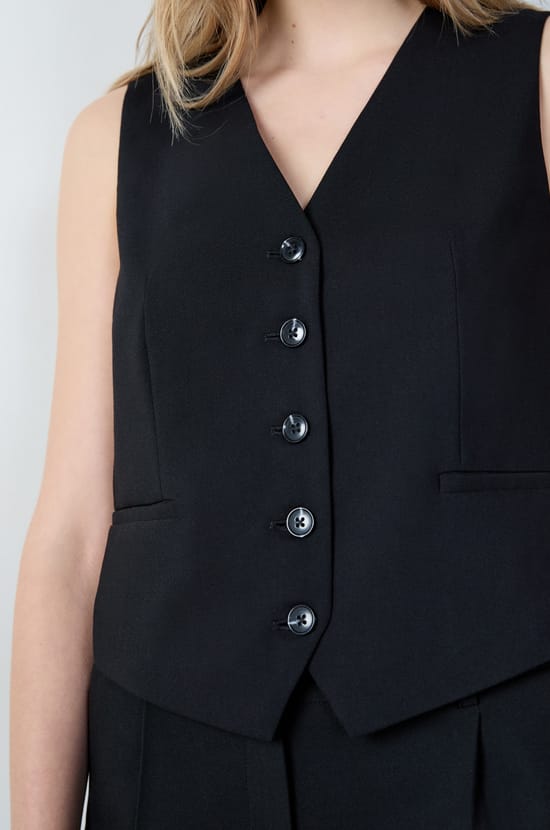 Gilet costume sans manches;${refinementColor}