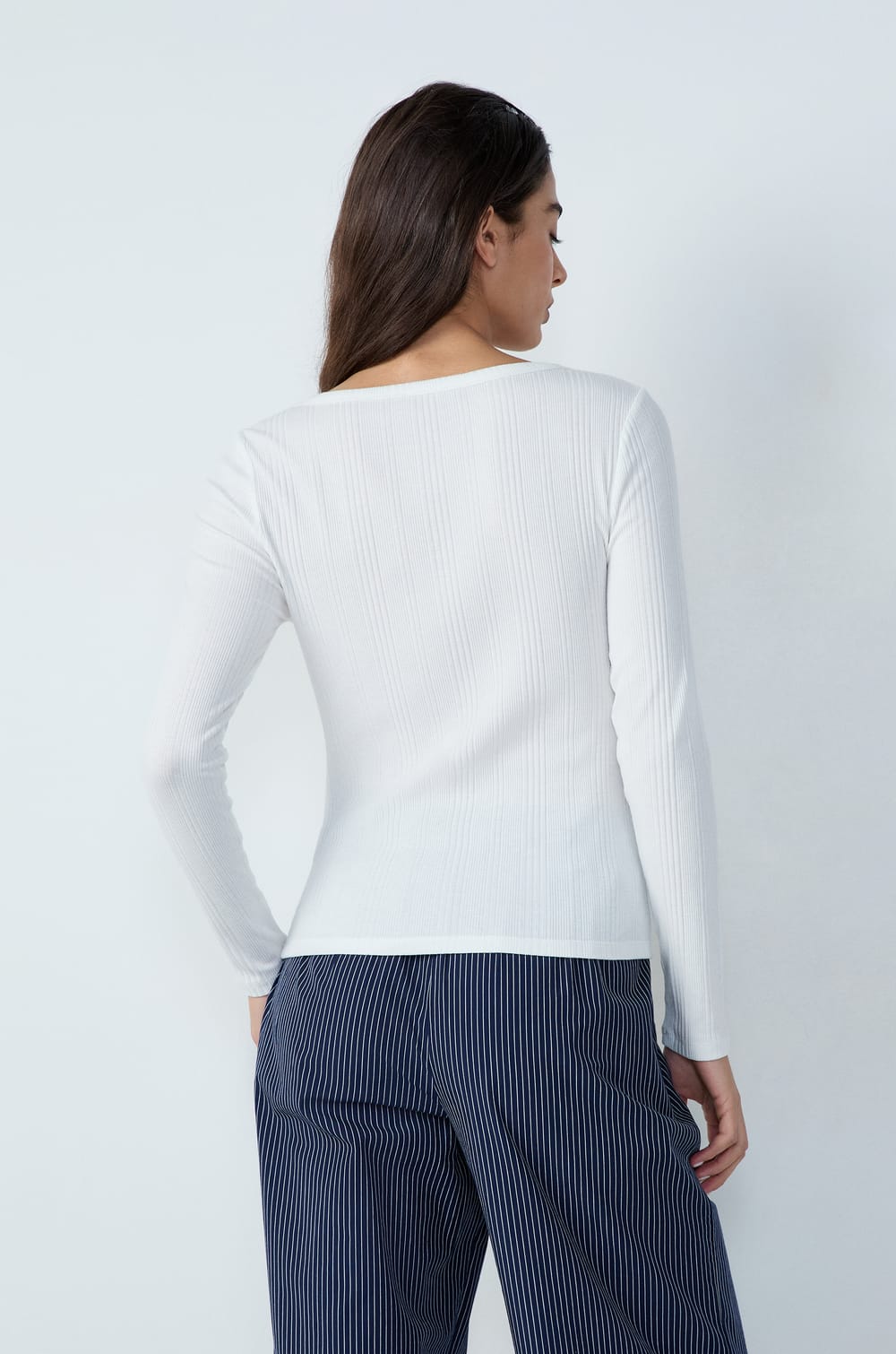Long-sleeved ribbed cotton T-shirt;${refinementColor}