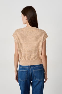 Pull manches courtes;${refinementColor}