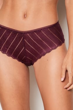 Shorty en dentelle irisé;${refinementColor}