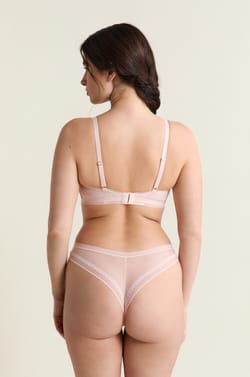 Triangle Wireless Bra;${refinementColor}