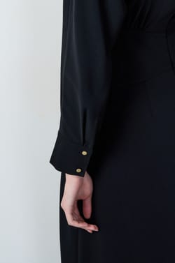 Robe longue fluide;${refinementColor}