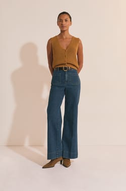 Jean droit &agrave; poches avant;${refinementColor}