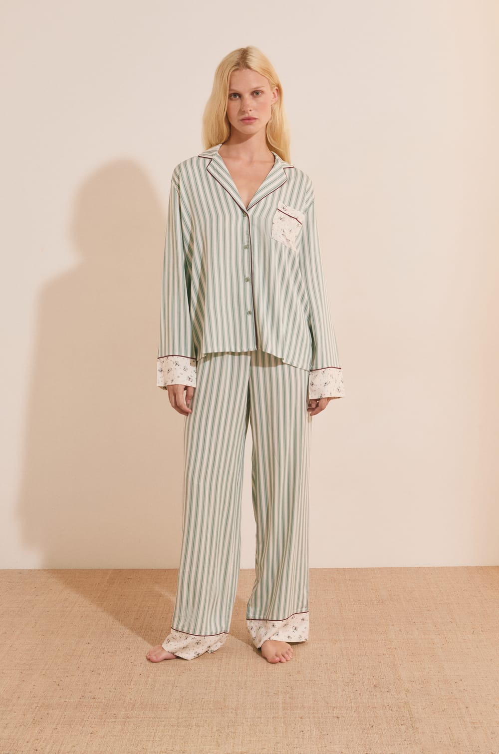 Pantalon de pyjama &agrave; rayures;${refinementColor}