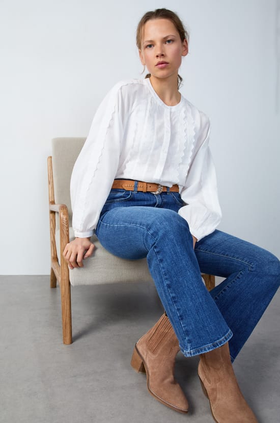 Pantalon jean évasé;${refinementColor}