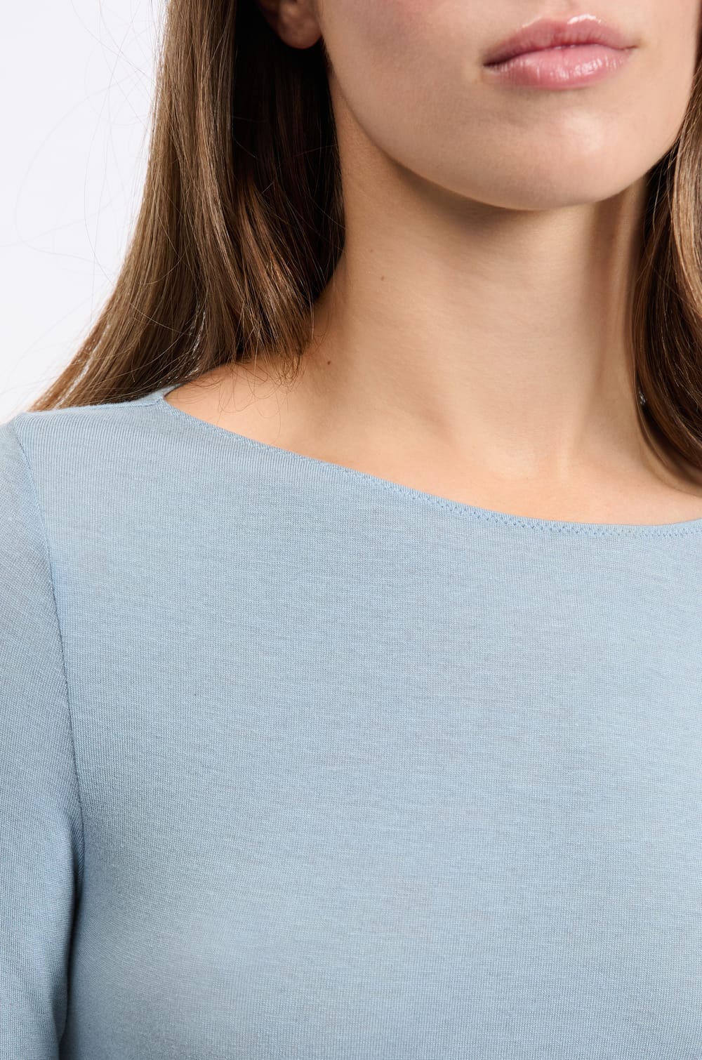 Long-sleeved boat neck T-shirt with cashmere;${refinementColor}