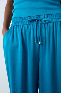 Wide-cut satin trousers;${refinementColor}